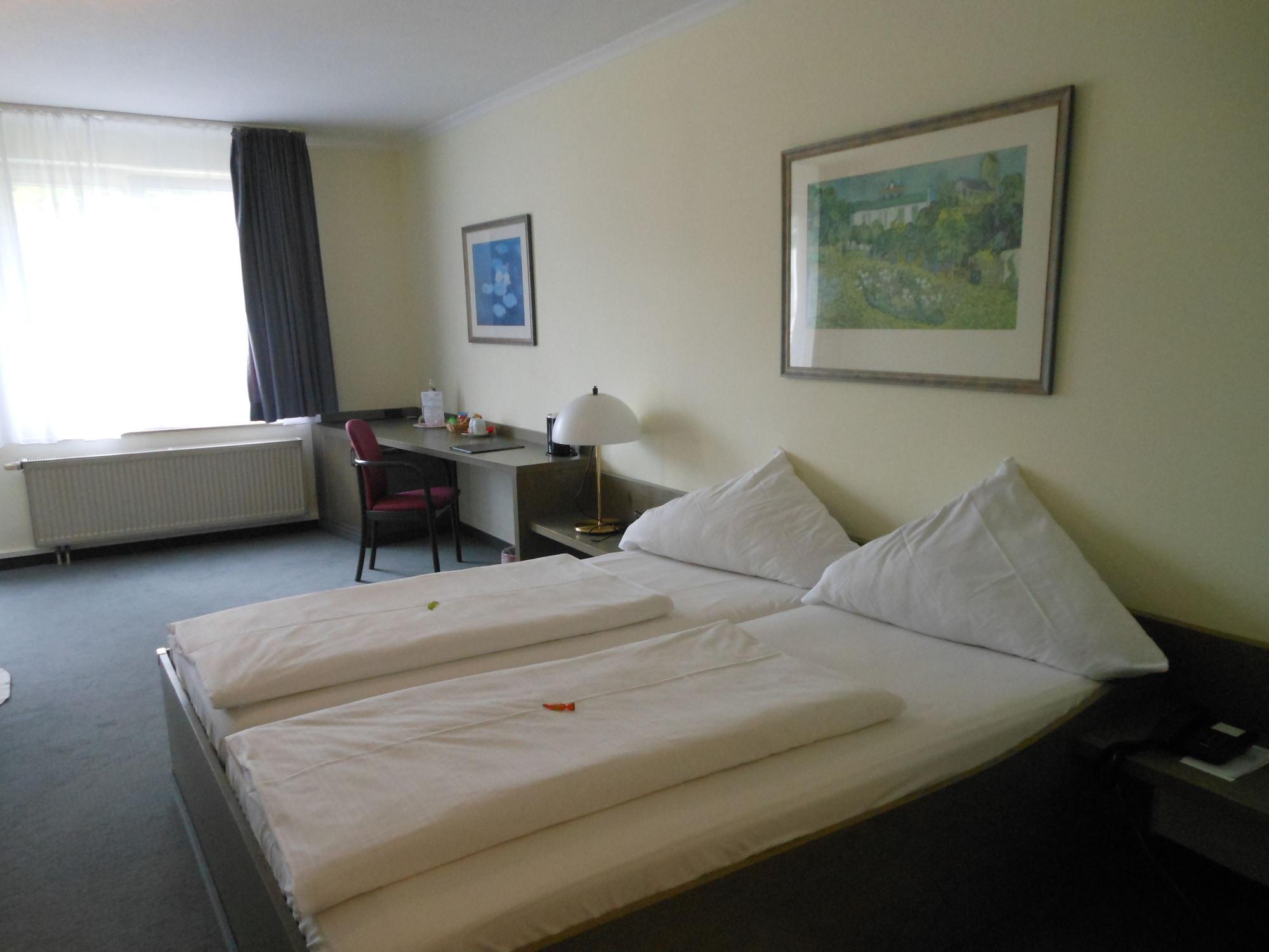 Garden Bilk Hafen Otel Düsseldorf Dış mekan fotoğraf
